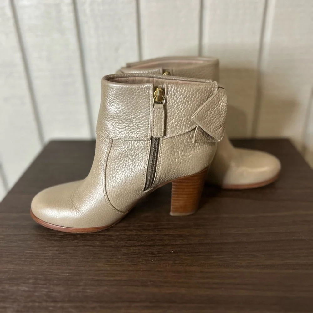 Kate Spade Lanise Booties, size 6.5. Small scuff on back, see pictures.